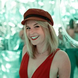 Meet your Posher, Brooke